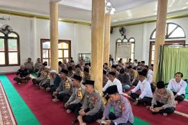 Polres Kaur Ikuti Pelaksanakan Nuzulul Quran  Polda Bengkulu Secara Daring 