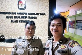 Antisipasi Gangguan Kamtibmas, Personel Polres Kaur Patroli di Kantor KPU 