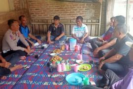 Personel Sat Lantas Polres Kaur Sosialisasi Penggunaan Knalpot Racing kepada Para Kades 