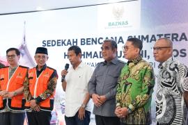 Muzani Serahkan Rp 500 juta Hasil Lelang Sapi ke Baznas untuk Korban Bencana Sumbar 