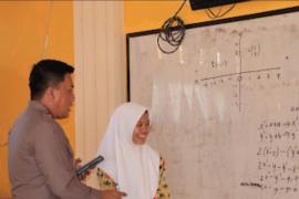 Polisi Gerebek Rumah Masyarakat