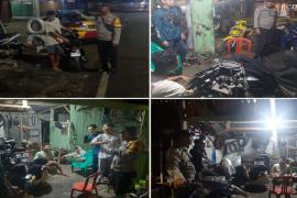 Patroli Dialogis Polsek Gading Cempaka Jaga Keamanan Malam Hari di Bengkel Motor