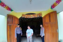 Polres Seluma Gelar Patroli Ops Lilin Nala 2024, Pastikan Keamanan Tempat Ibadah dan Rekreasi