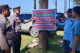 Libur Nataru, Personil Polres Mukomuko Intensifkan Patroli di Kawasan Wisata Pantai Mukomuko