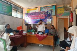 Kanit Binmas dan Bhabinkamtibmas Polsek Manna Hadiri Musyawarah Penetapan Calon Penerima BLT Desa Padang Pandan