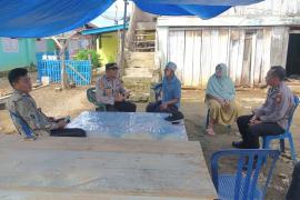 Kapolsek Kedurang Ilir Kunjungi Purnawirawan Polri, Berikan Kabar Bantuan Rehab Rumah