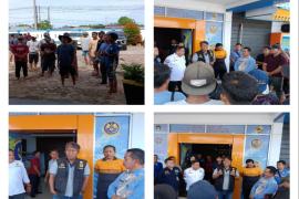 Masyarakat Enggano Protes Keterlambatan Kapal, Aksi Damai Berlangsung Tertib di Kawal Personel KSKP Pulau Baai 