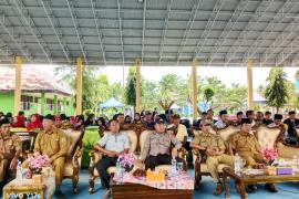Polsek Pino Raya Berikan Dukungan pada Pembukaan Turnamen SMANPIRA CUP ke-XVI di SMAN 9 Bengkulu SelatanPolsek Pino Raya Berikan Dukungan pada Pembukaan Turnamen SMANPIRA CUP ke-XVI di SMAN 9 Bengkulu Selatan
