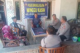 Sat Binmas Polres Bengkulu Selatan Gelar Kegiatan Minggu Kasih, Warga Sampaikan Keluhan Terkait Kamtibmas