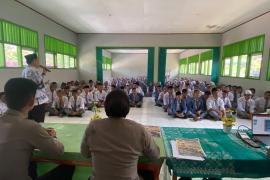 Polres Lebong Sosialisasi Penerimaan Polri 2025 di SMAN 03 LebongPolres Lebong Sosialisasi Penerimaan Polri 2025 di SMAN 03 Lebong