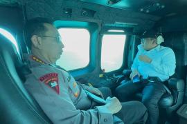 Cek Kesiapan Arus Mudik Pelabuhan Merak, Kapolri, Panglima hingga Menko PMK Patroli Naik Heli 
